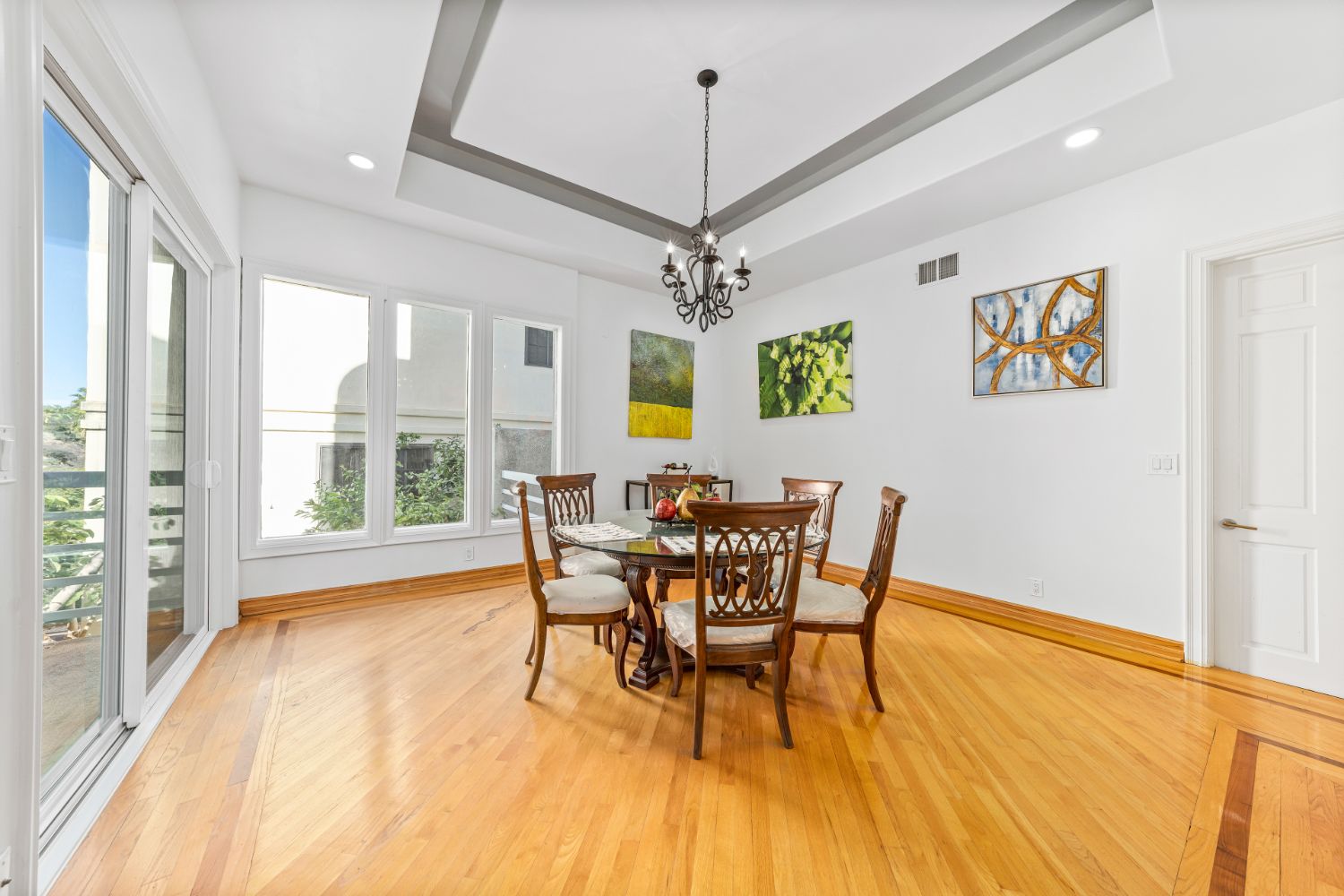 listing-img