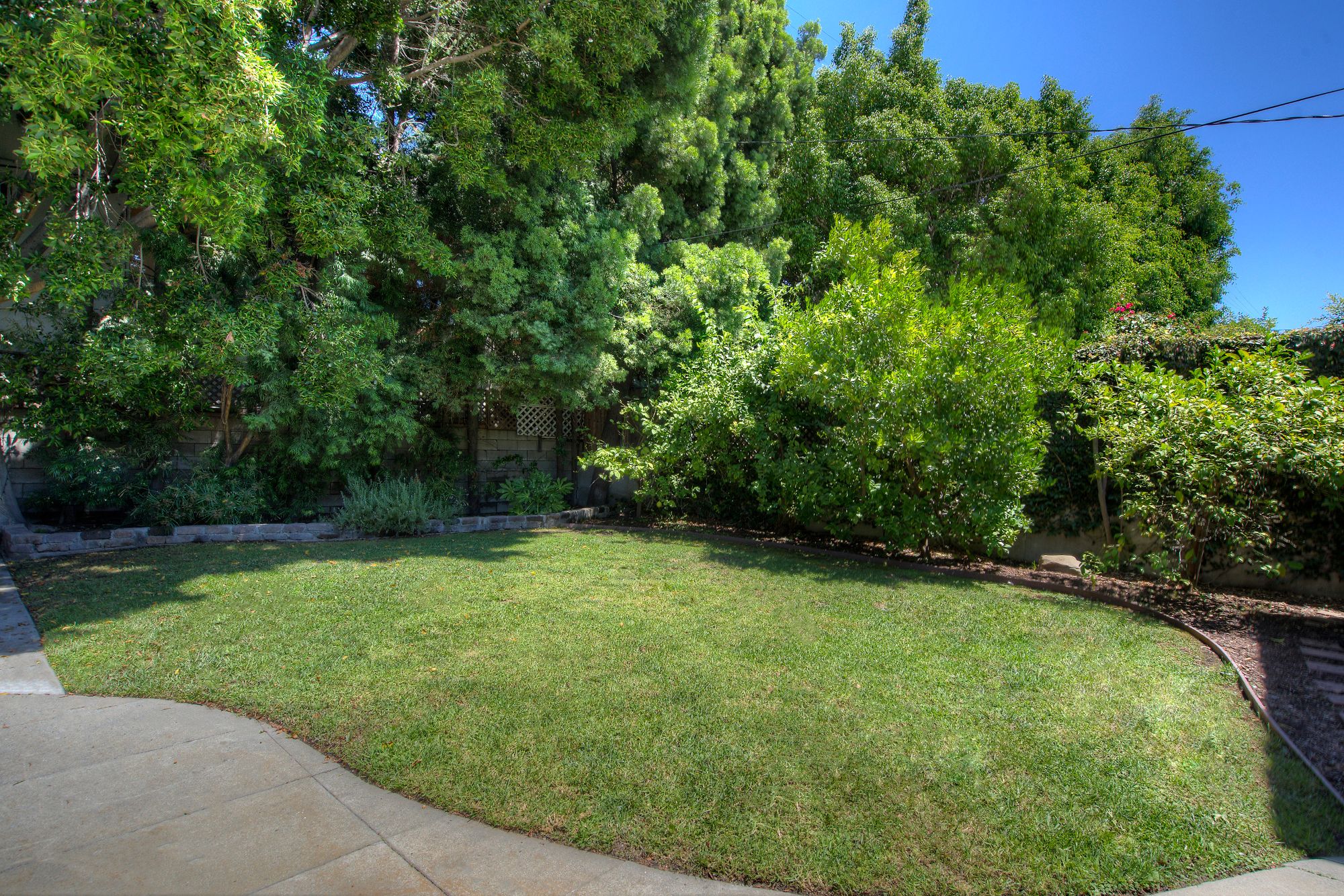 listing-img