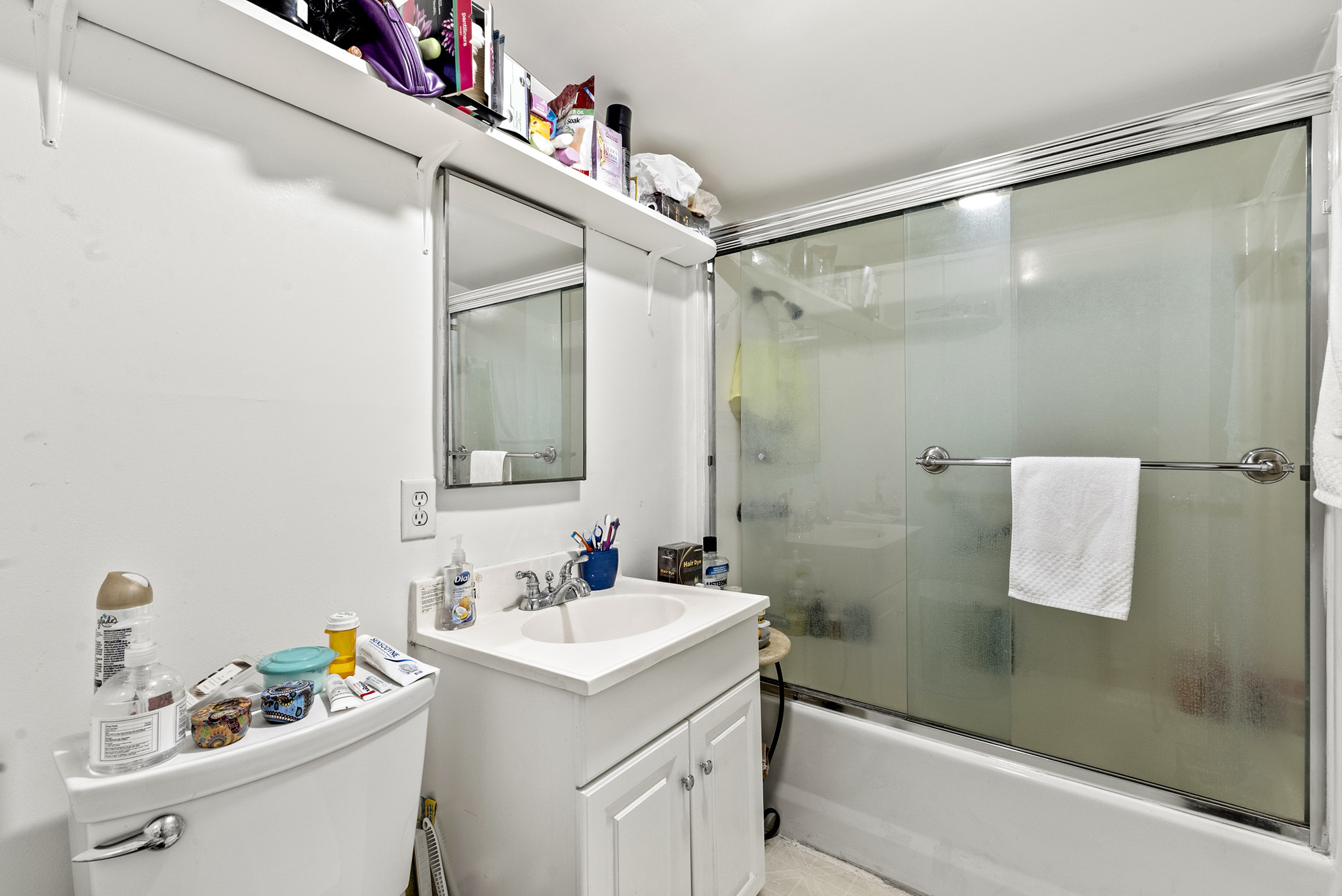 listing-img