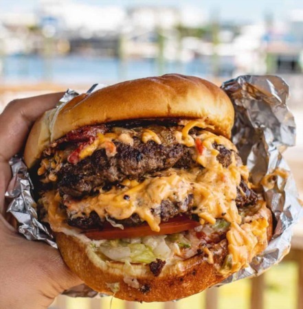 Beachside Burger Buzz – Island Burgers & Bites Opens at Carolina Beach