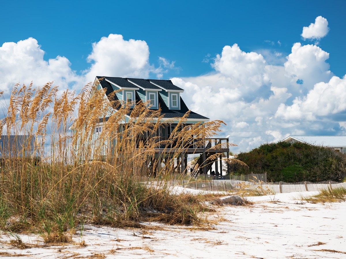 Read the Market Like a Local and Negotiate Like a Pro