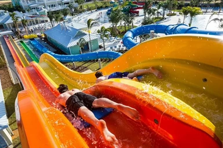 encore-at-reunion-waterslide