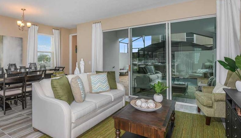 5 bedroom townhomes for sale in Solara Resort Orlando