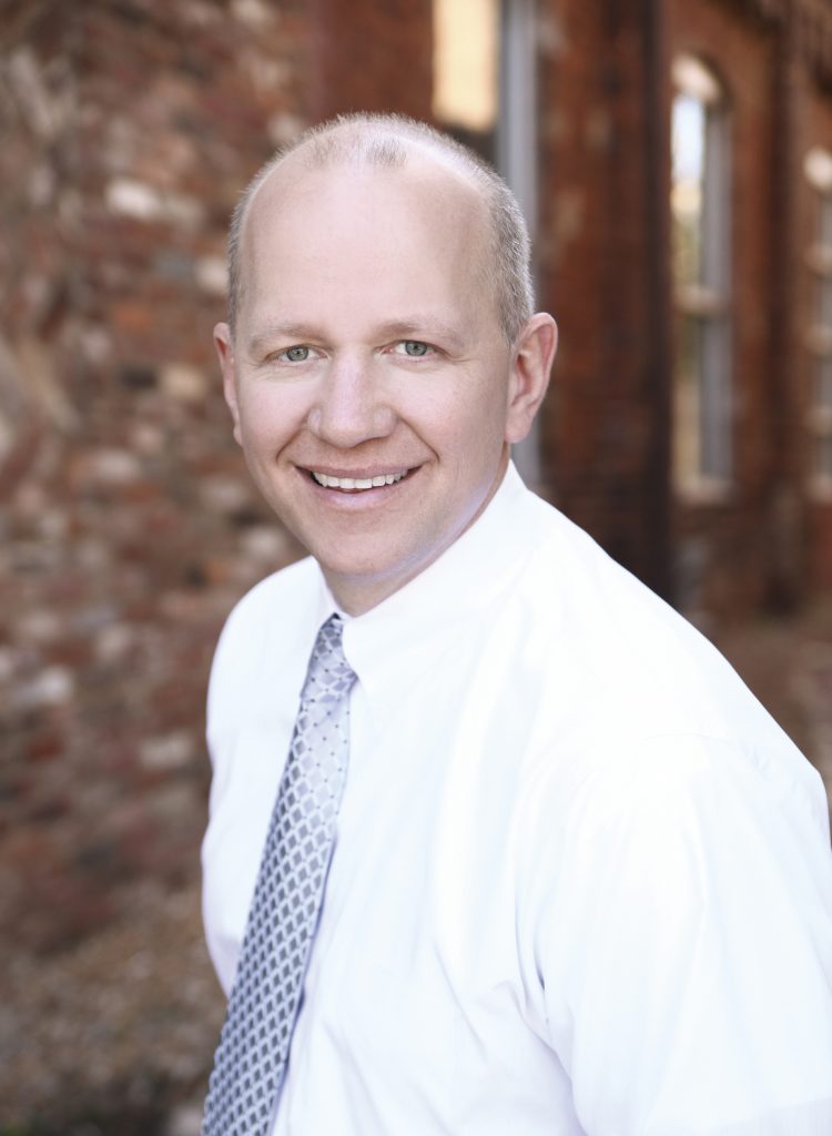 Mark  Williams