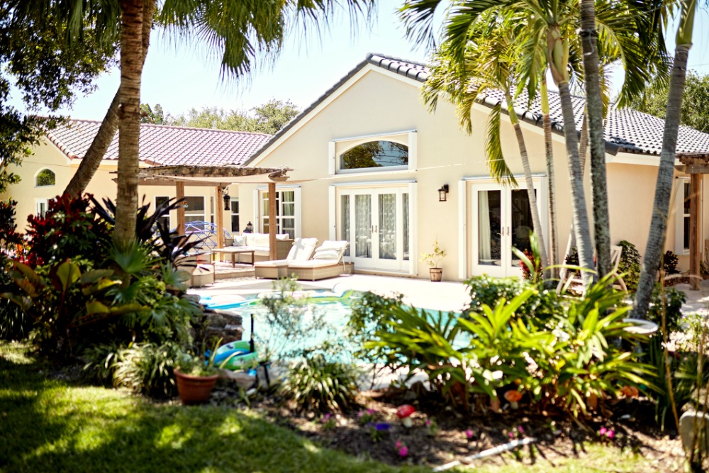 House with pool