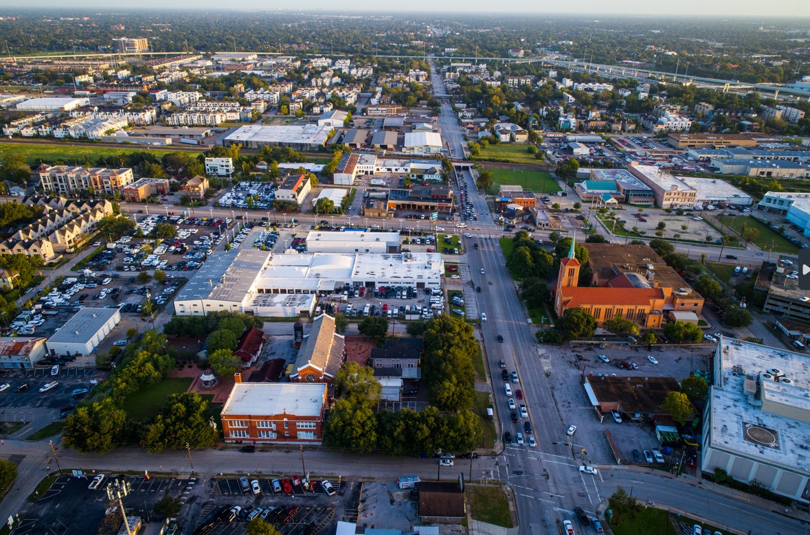 Featured Communites - <span>Bellaire</span> <span></span>