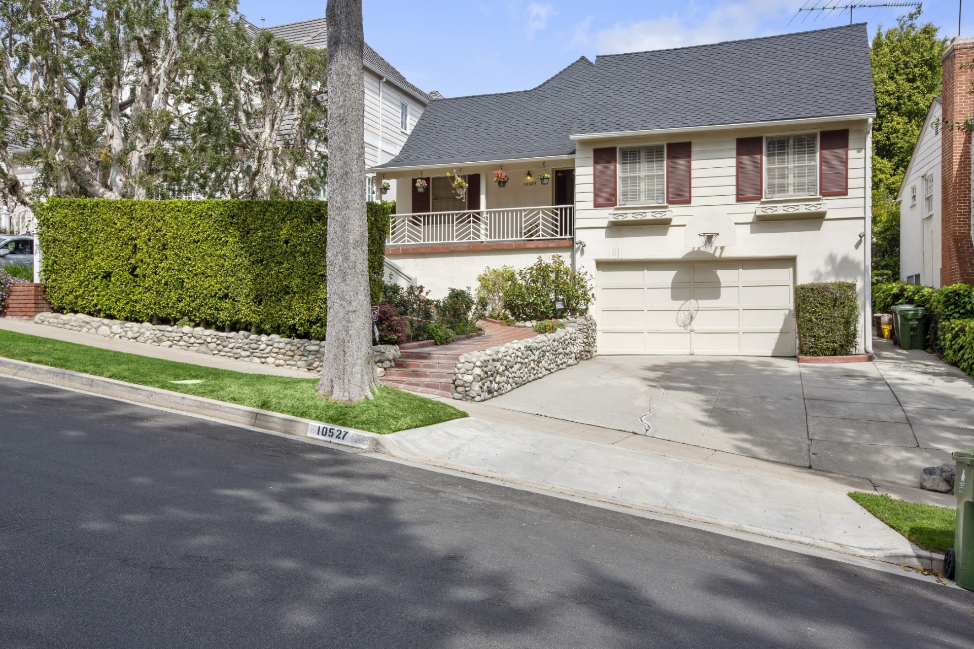 Property Banner