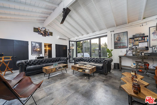 Prop Gallery