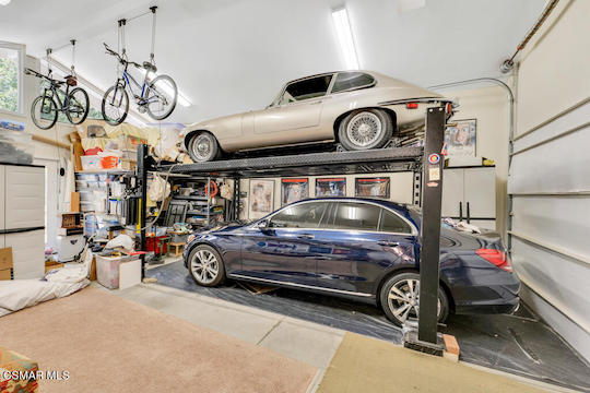 Prop Gallery