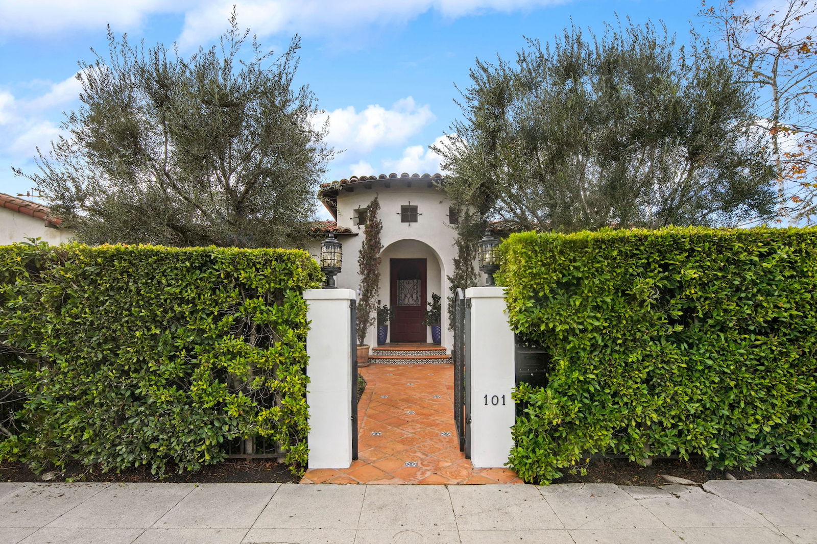 Property Banner