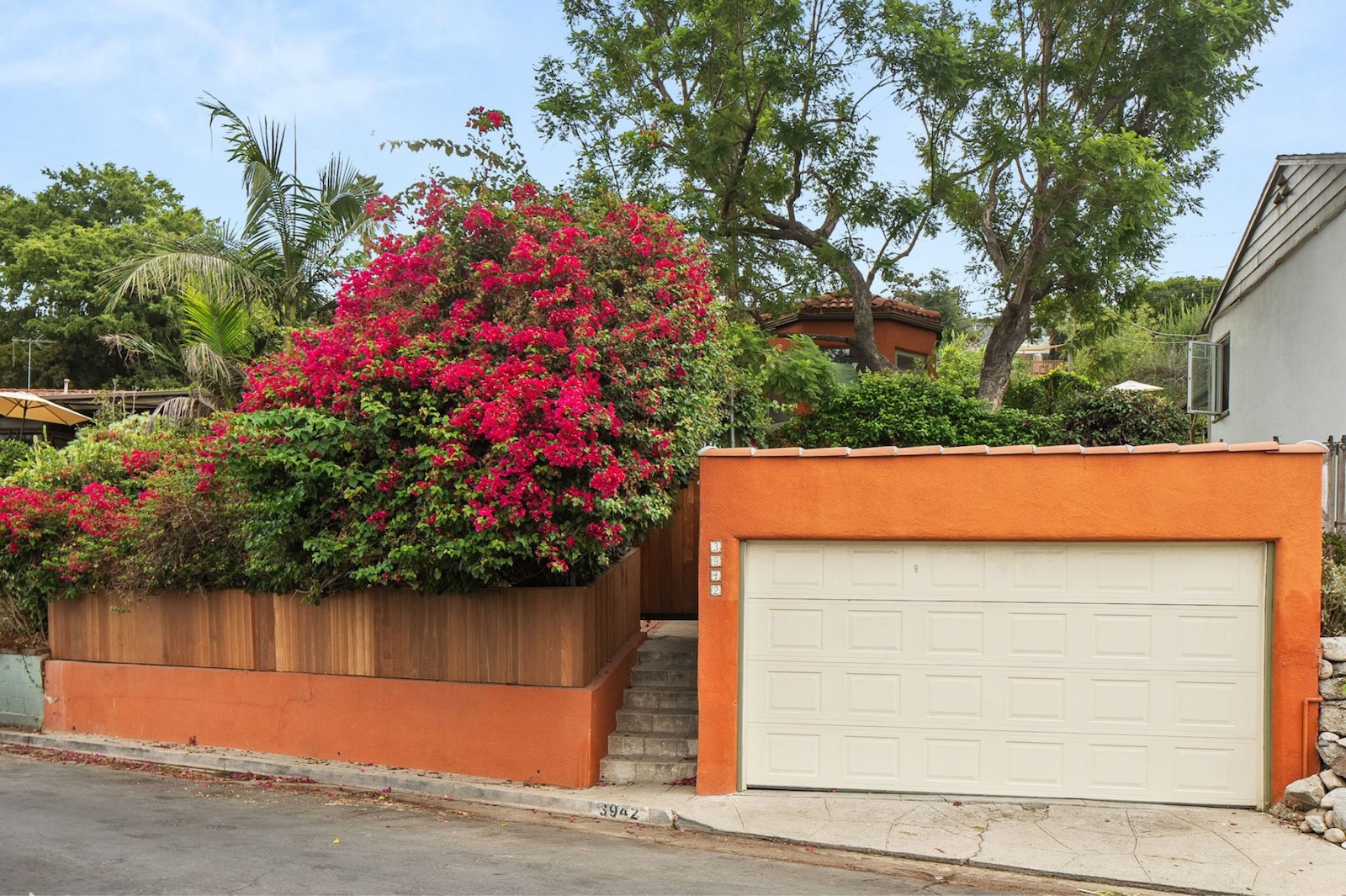 Property Banner