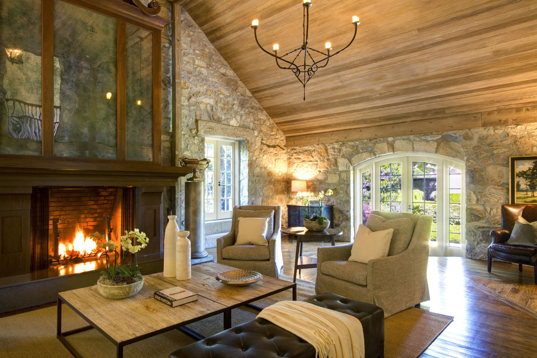 02 8photo EDIT- 1245HudsonAve