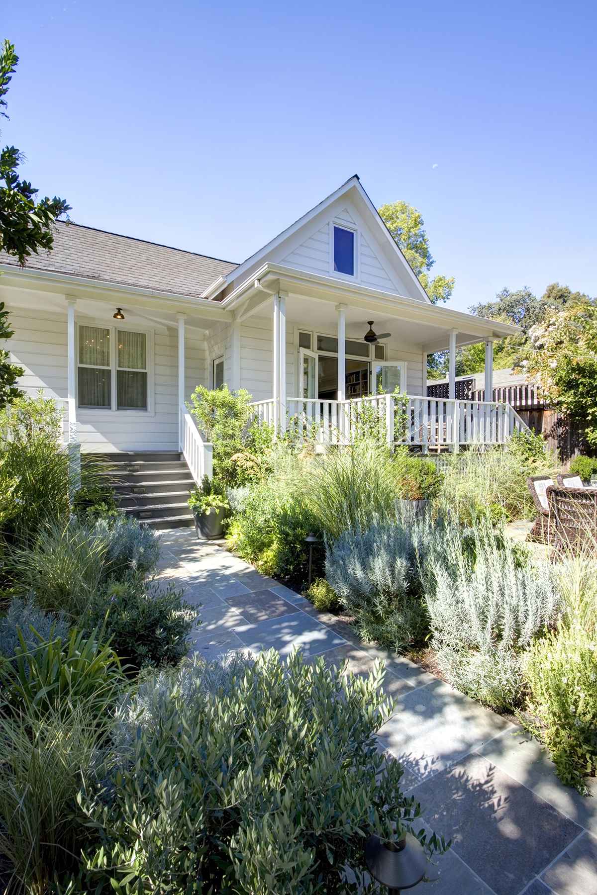 02 _MG_8381adjust - 1729AlexanderCourt