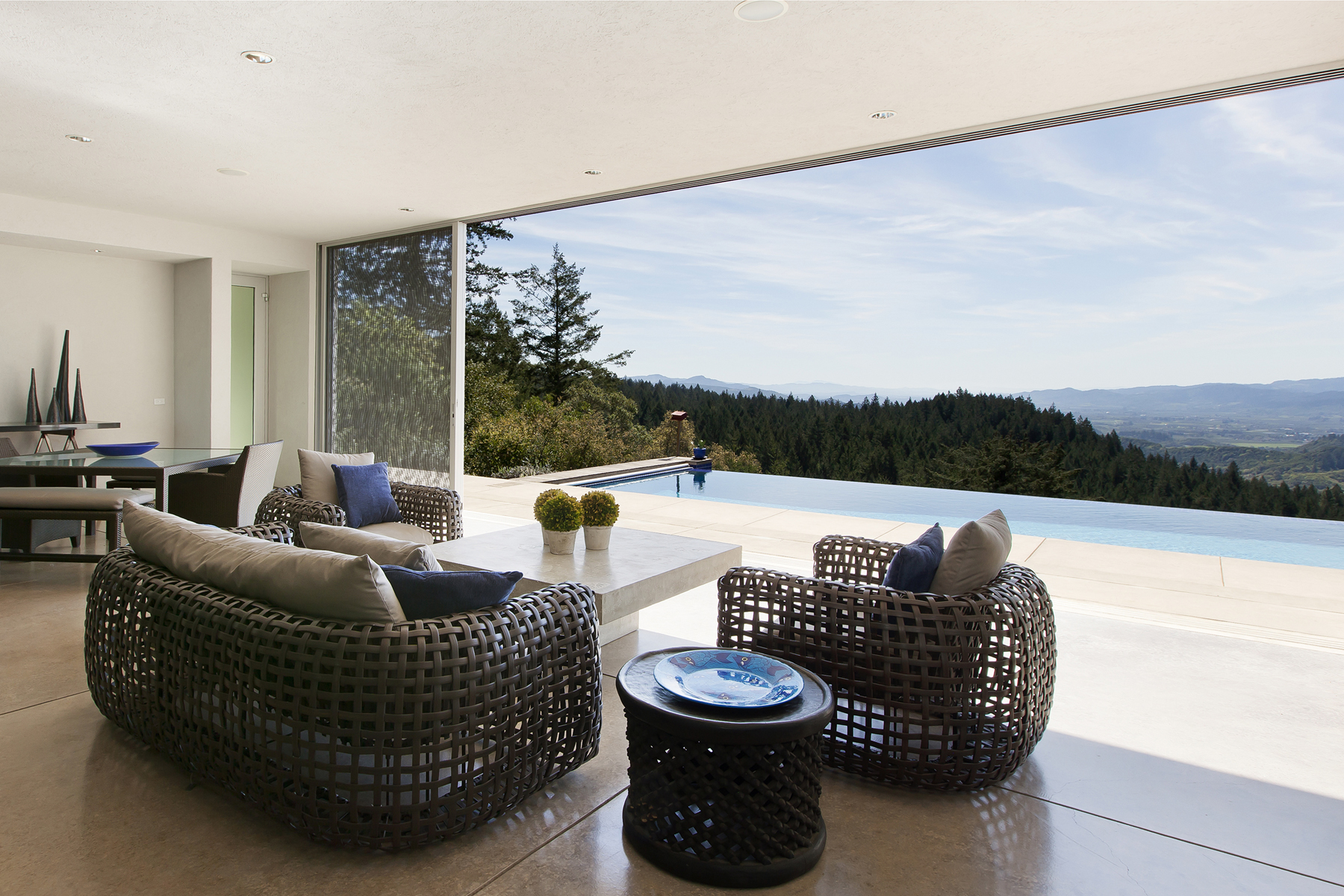 07 660LindaFalls Patio Cropped- 660LindaFalls