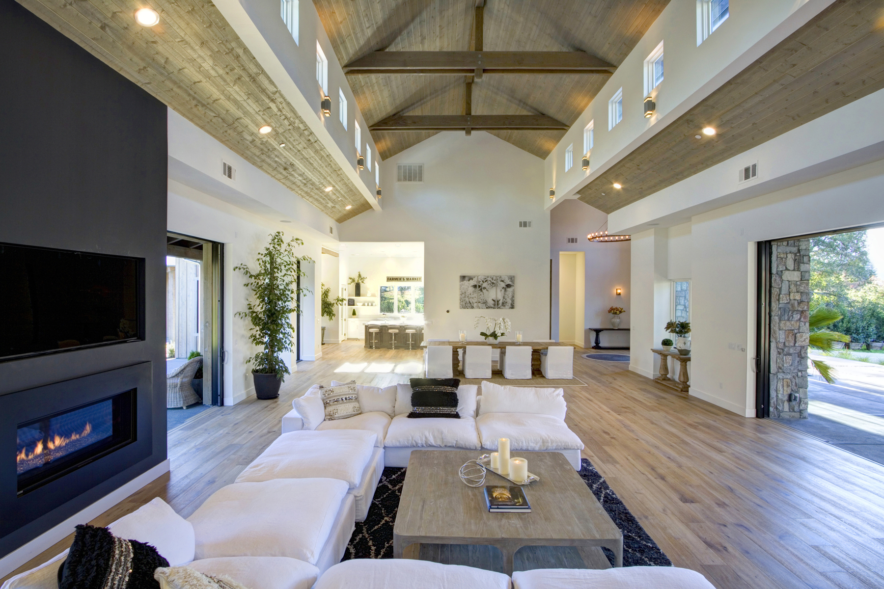 08 5photo- 199ZinfandelLane