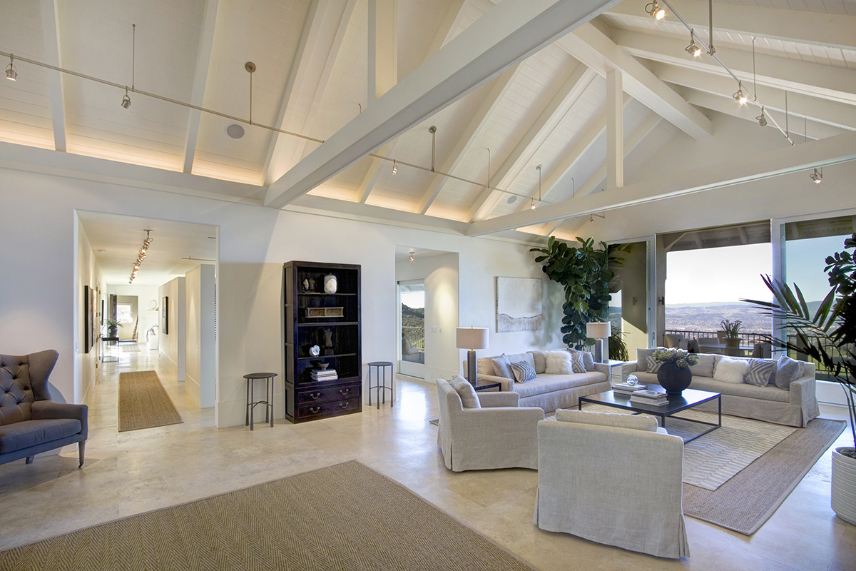 09 9photo- 1221GreenValleyRd