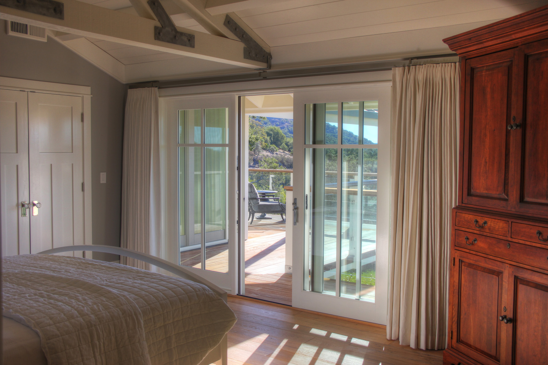 11 20_M.Bed- 2210SodaCanyon