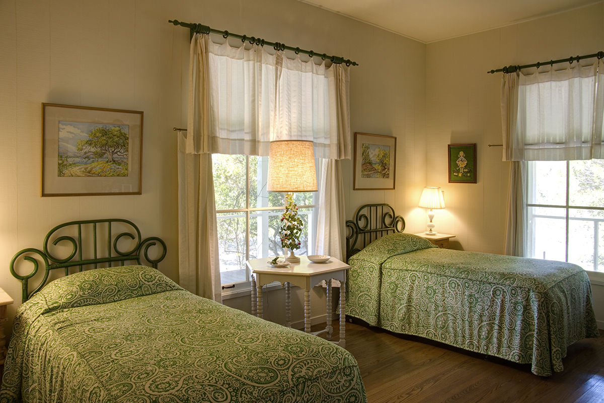 13 - h16 _MG_6159adjust - SantaAngelinaRanch