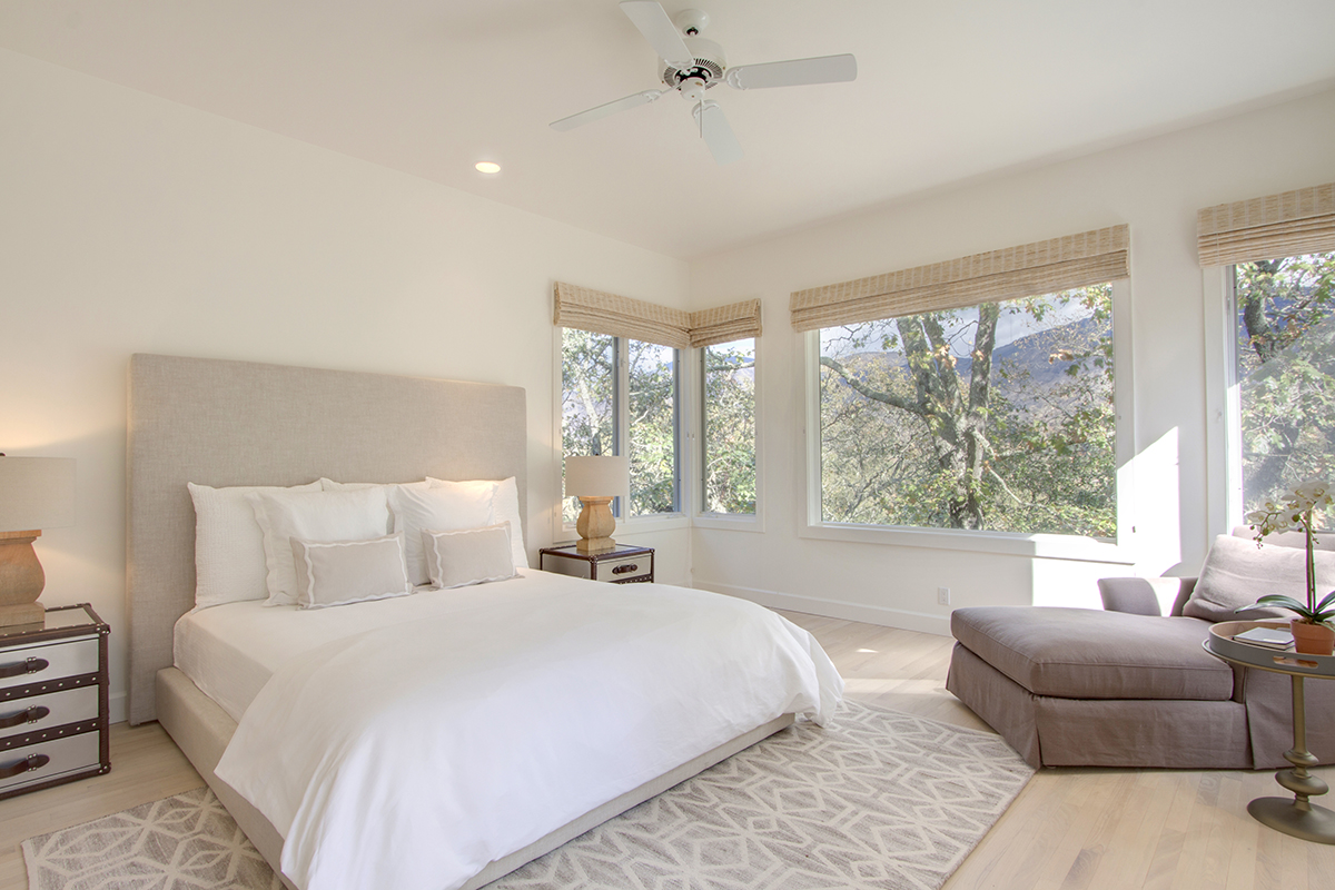 17 2photo - 2373NThird