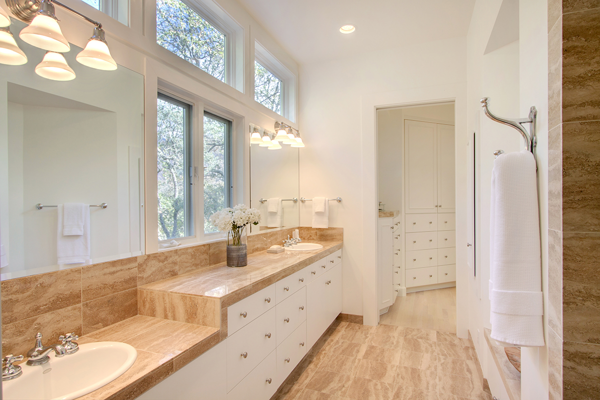 18 4photo - 2373NThird