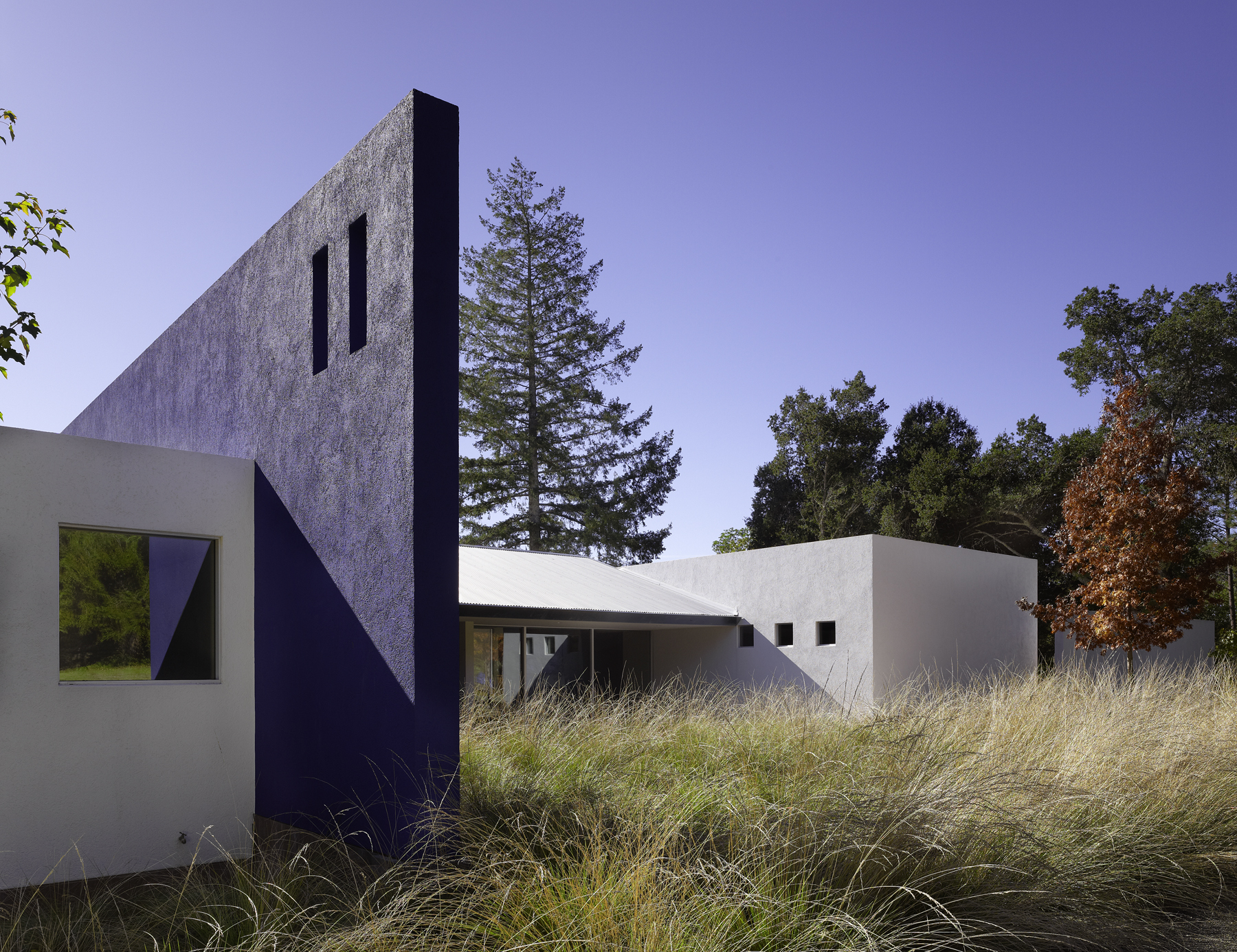 28 LivingstoneExtNorth03-EDIT- 660LindaFalls