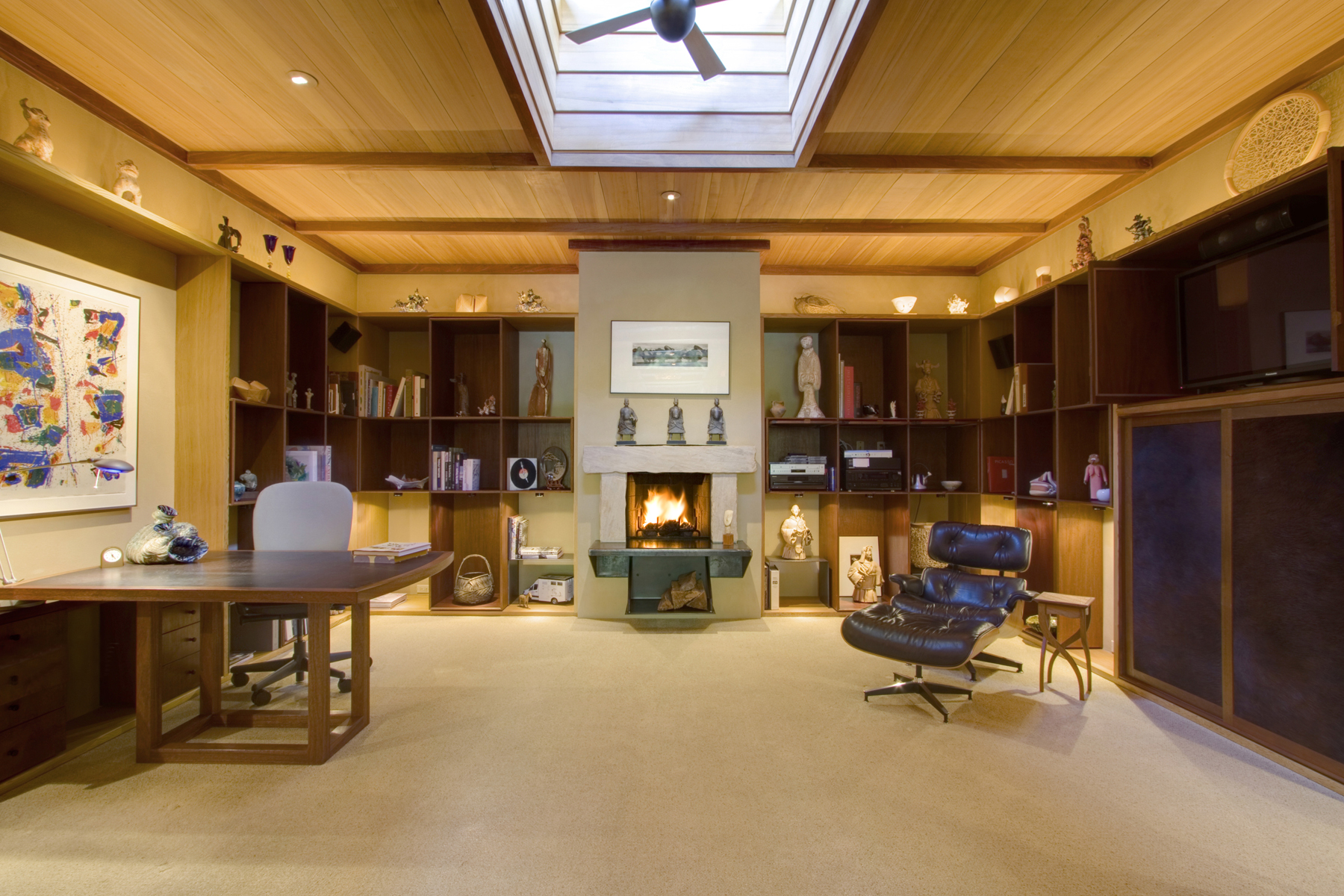 43 photo1- 6126SilveradoTrail