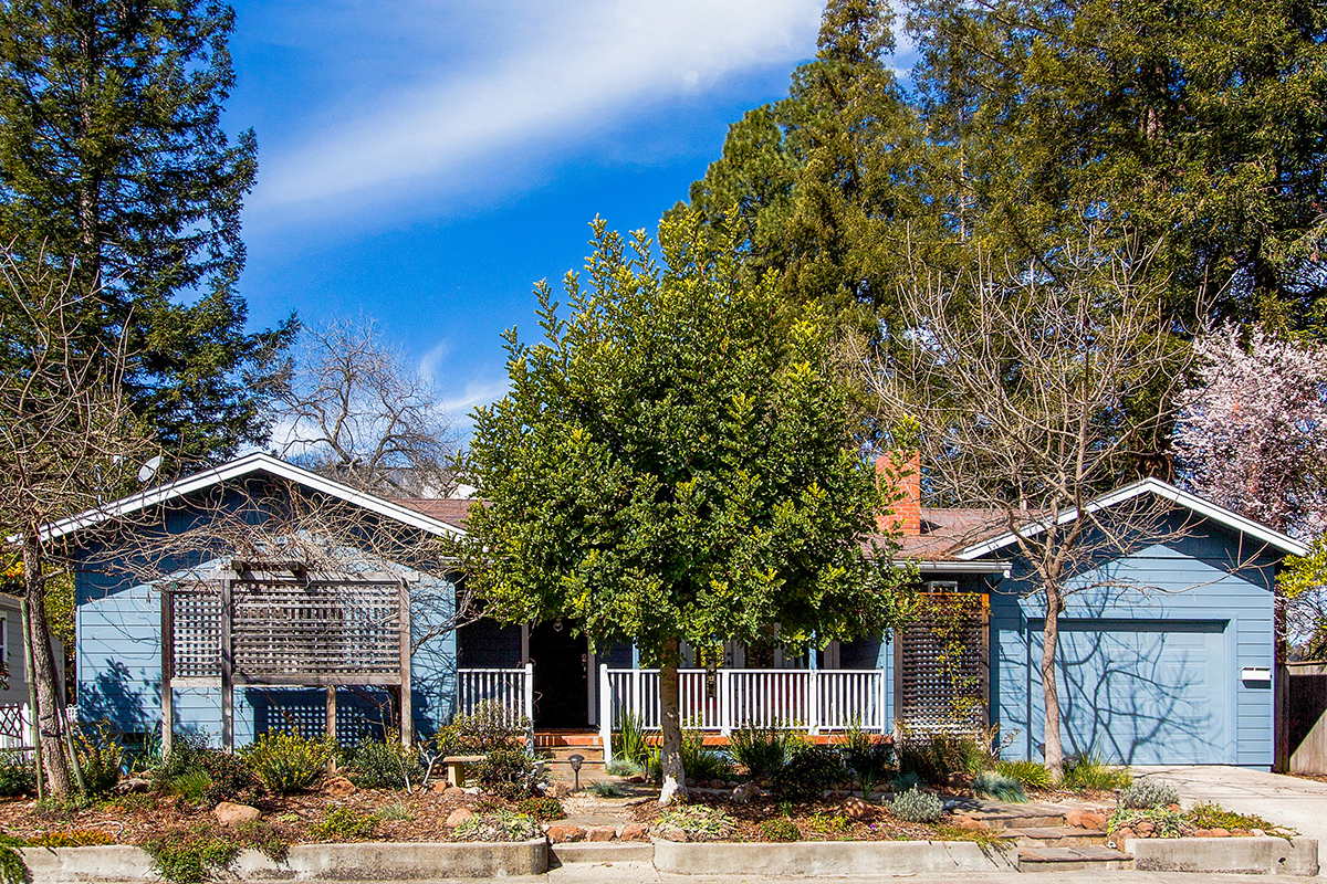 01A - IMG_2870-HDRCropped- 1550TainterStreet