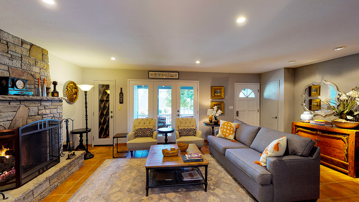 06 - Tainer_Street_Photo-27- 1550TainterStreet