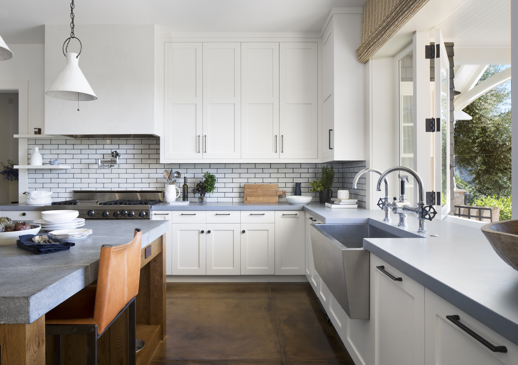 09B Fish_03_HR- 3417StHelenaHwy