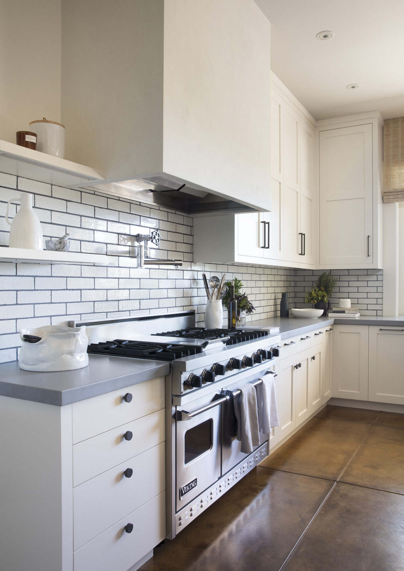 11 Fish_06_HR smaller- 3417StHelenaHwy