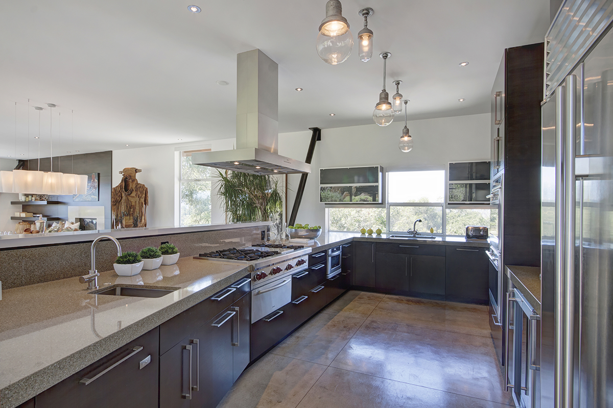 12 - 8photo - 3800SilveradoTrail