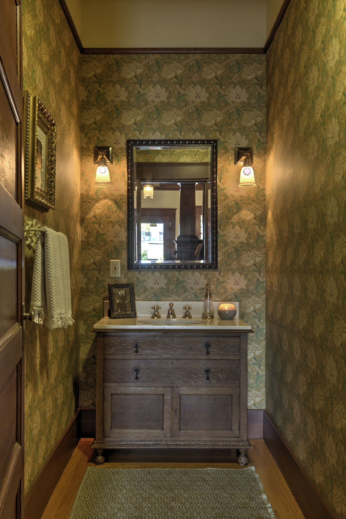 16 13 IMG_0021_2_3_5_6_Optimizer EDITED - 1407KearneyStreet