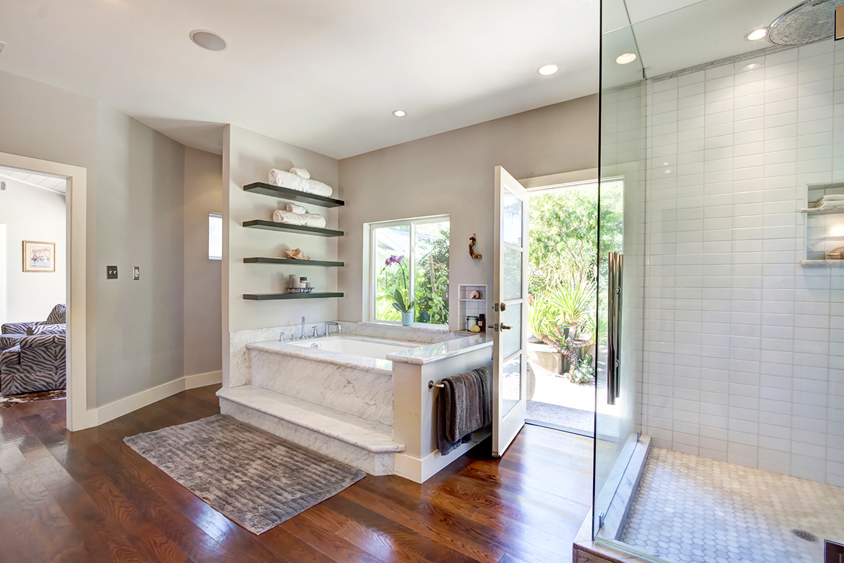 17 17photo - 1512StocktonStreet