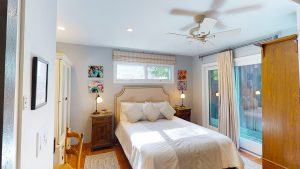 18 - Tainer_Street_Photo-10- 1550TainterStreet