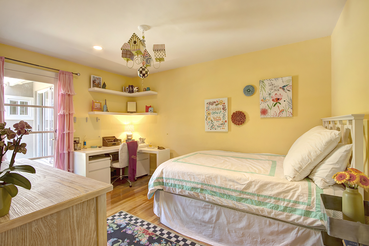 20 9photo - 1512StocktonStreet