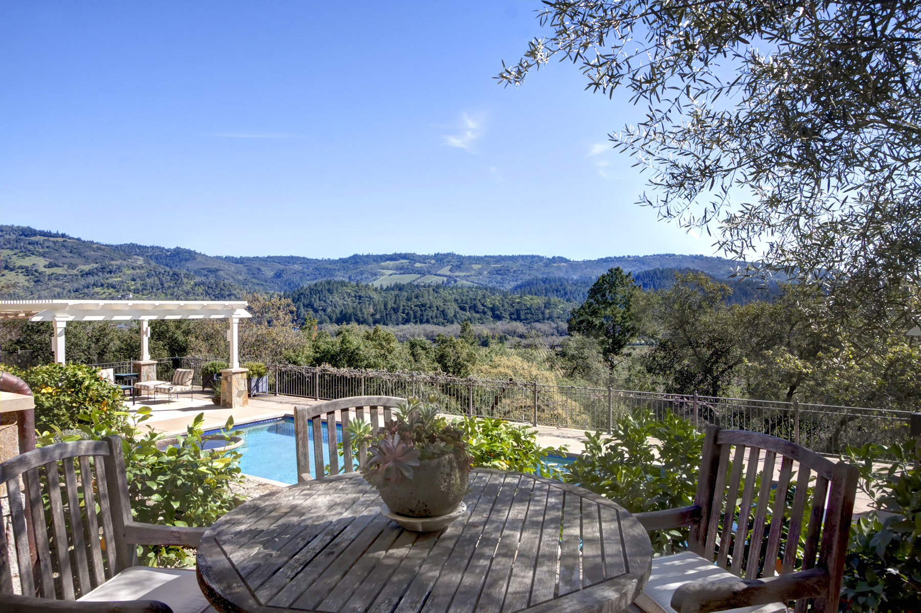 27 B2 _MG_8688adjust- 3417StHelenaHwy