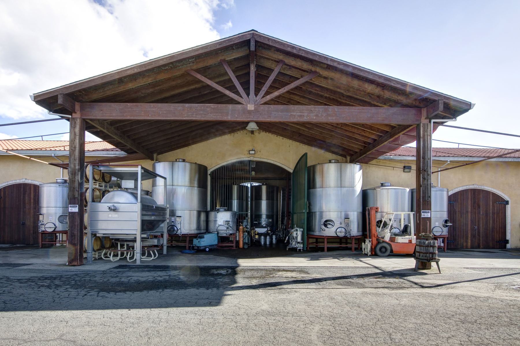 27 - _MG_0265adjust - SummersWinery