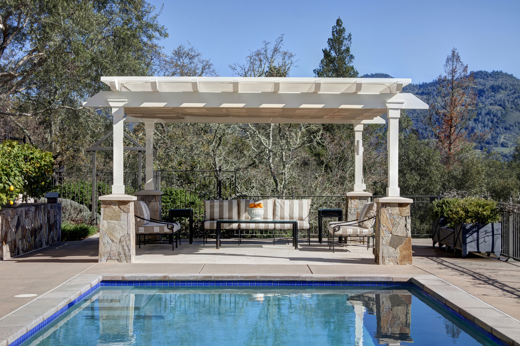 32 B7 _MG_8609adjust- 3417StHelenaHwy