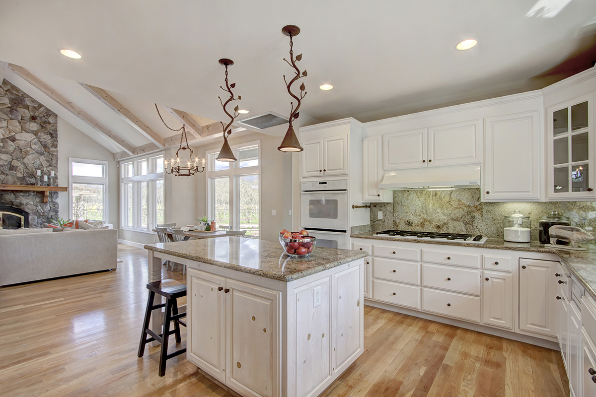 16 11photo - 1881 Mora