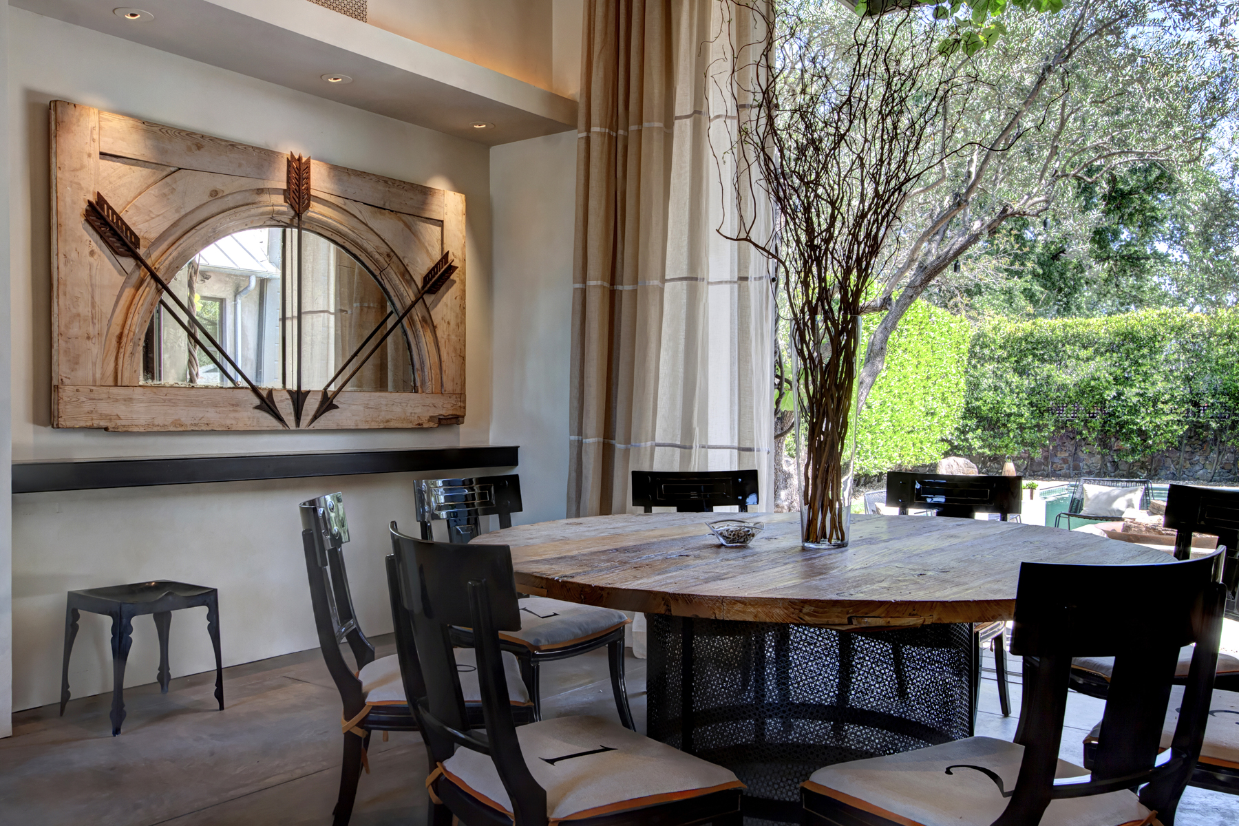 08 B04 2photoB1713 ADAMS