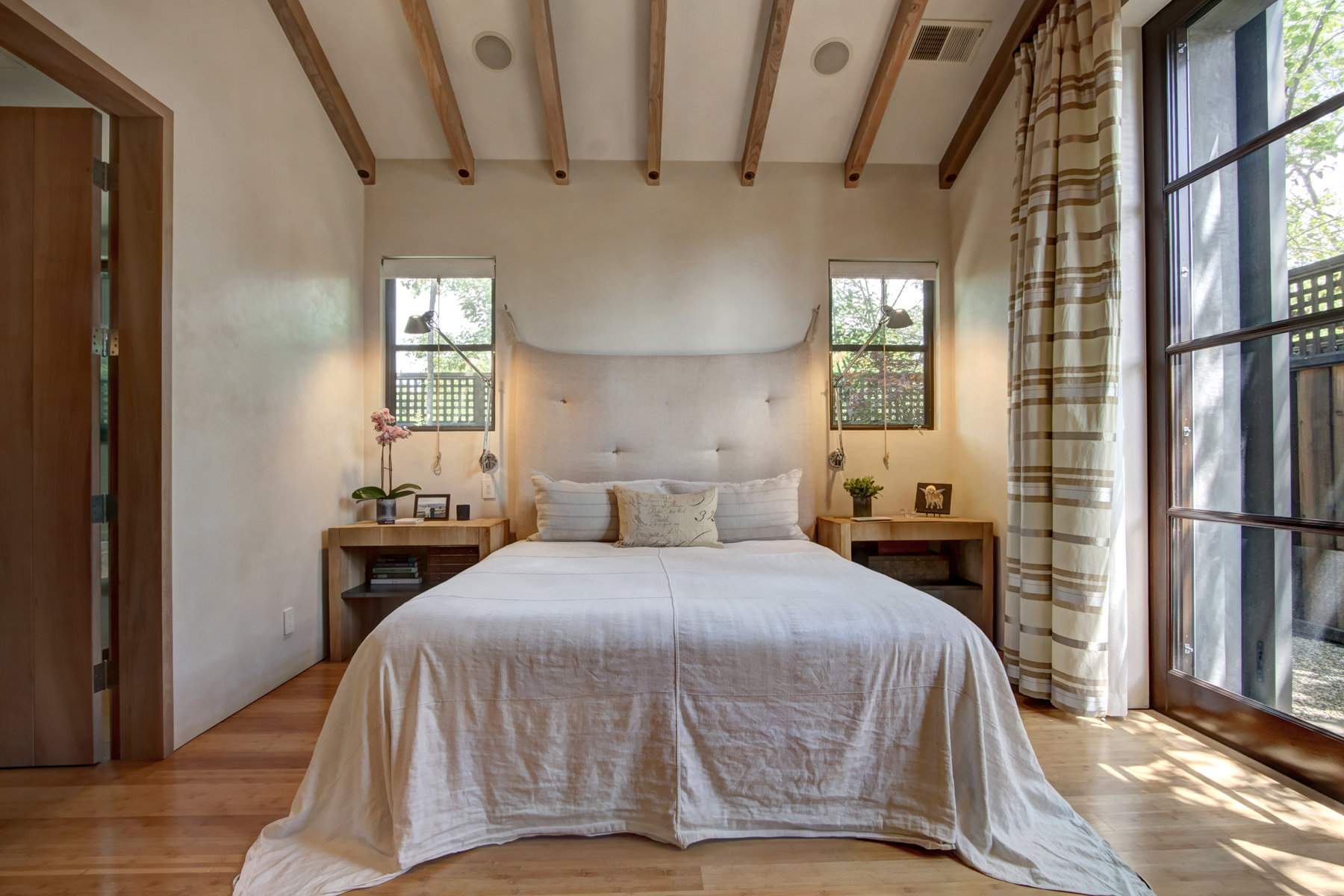 17 B13 12photo1713 ADAMS