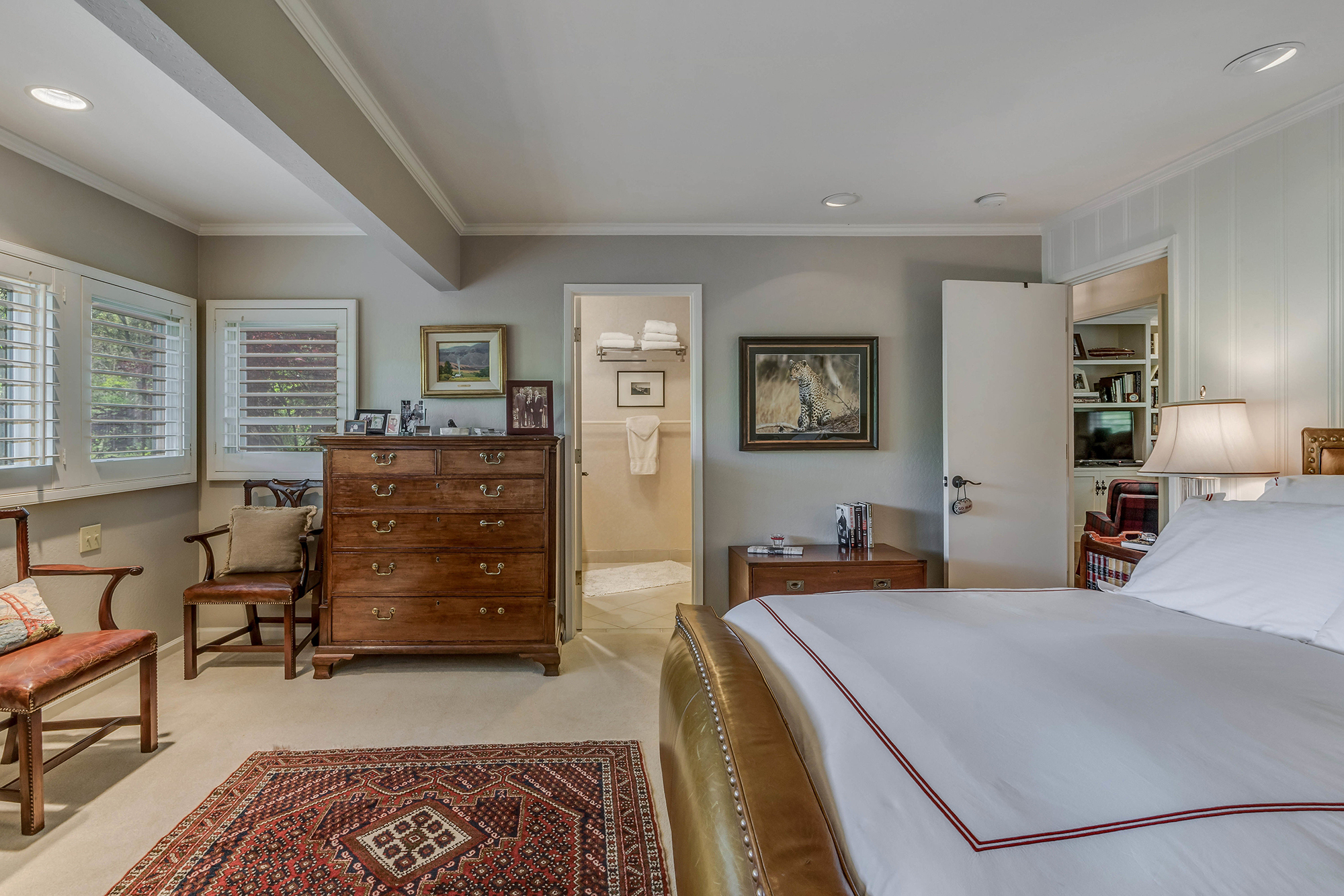 17 _DSC6293 - 2325 Spring Mountain Road