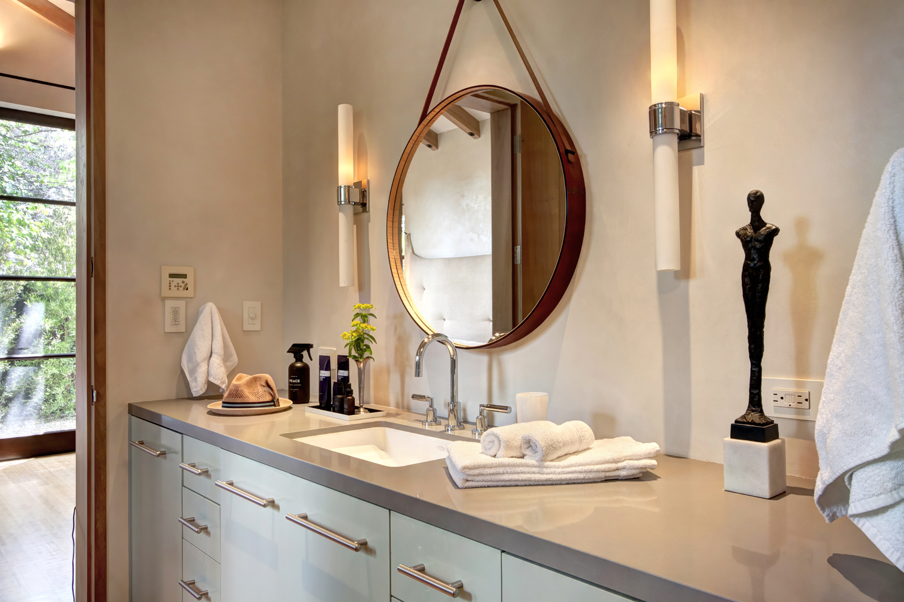 18 B13A 14photo1713 ADAMS