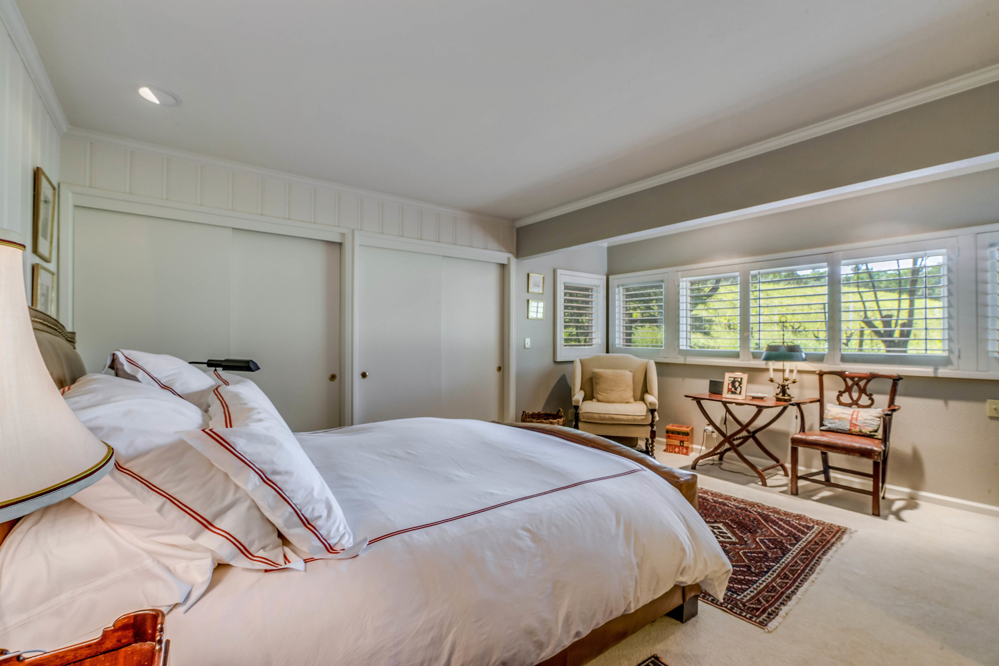 18 _DSC6308 - 2325 Spring Mountain Road