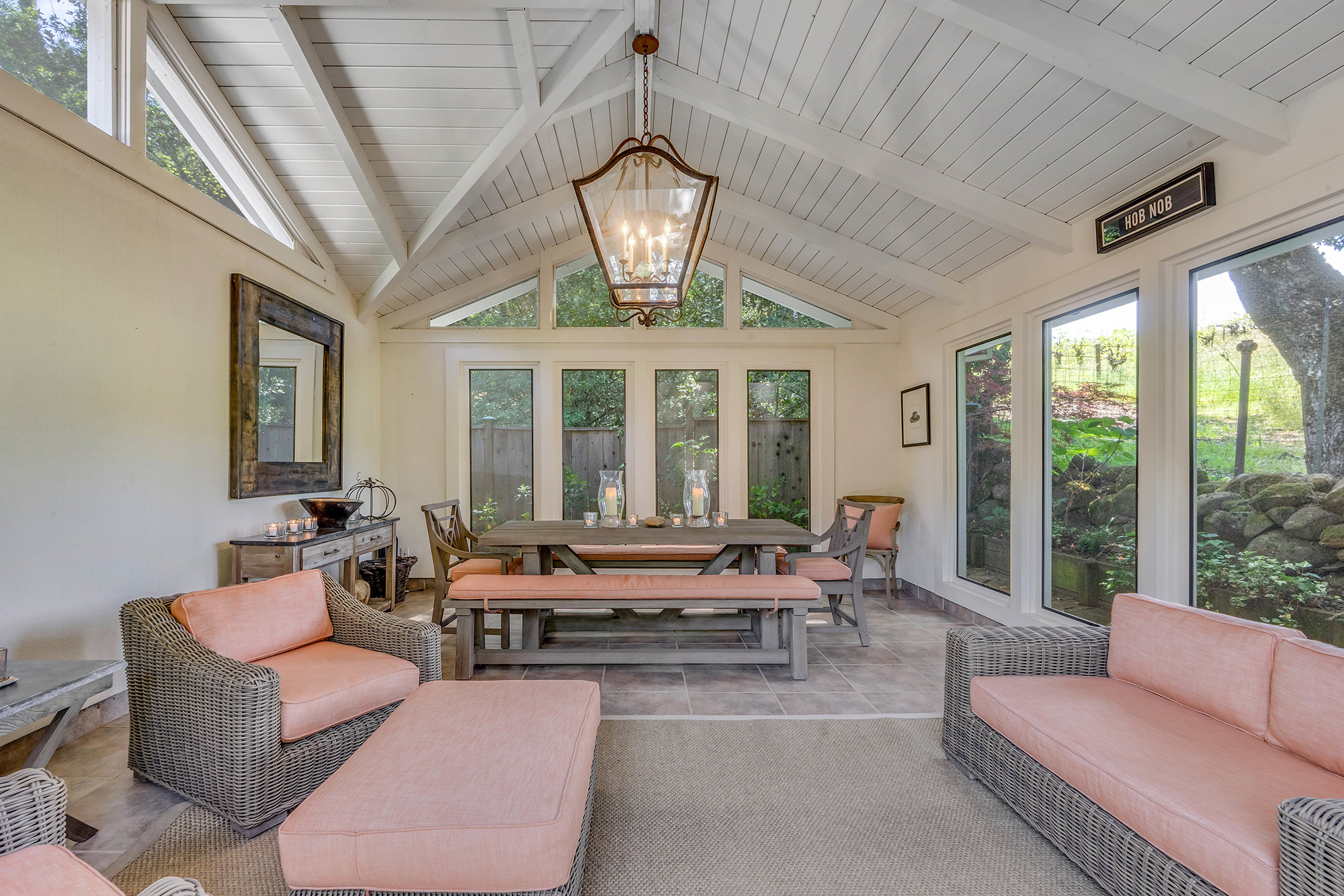 23 _DSC6249 - 2325 Spring Mountain Road