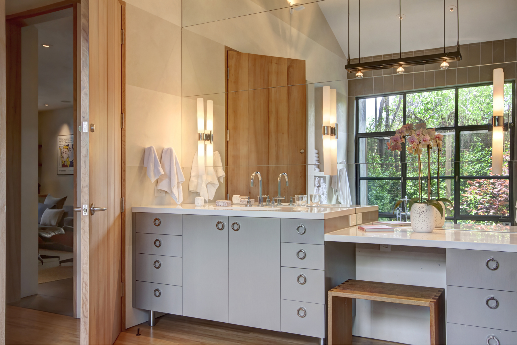 25 B18 11photoA1713 ADAMS