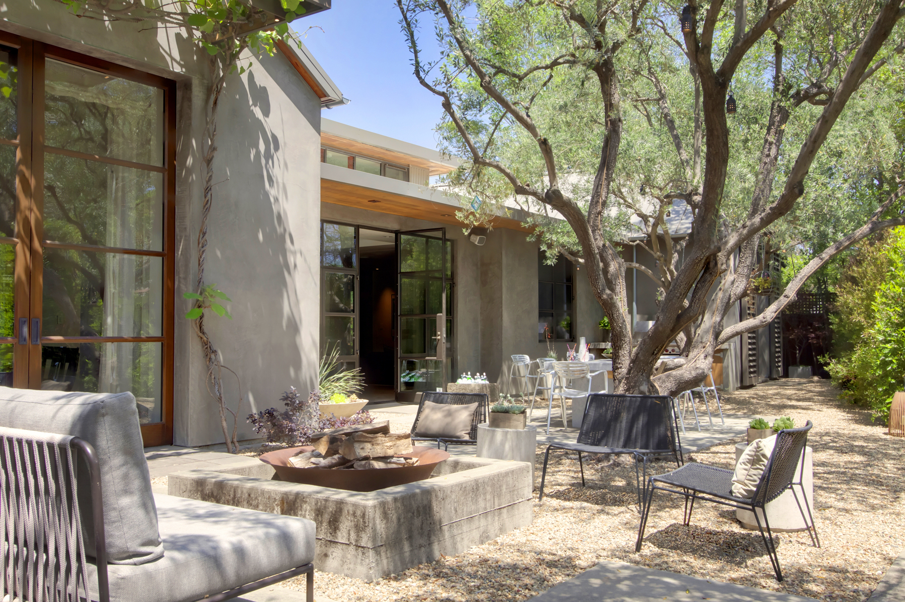 37 C4 _MG_4365adjust copyEDIT1713 ADAMS