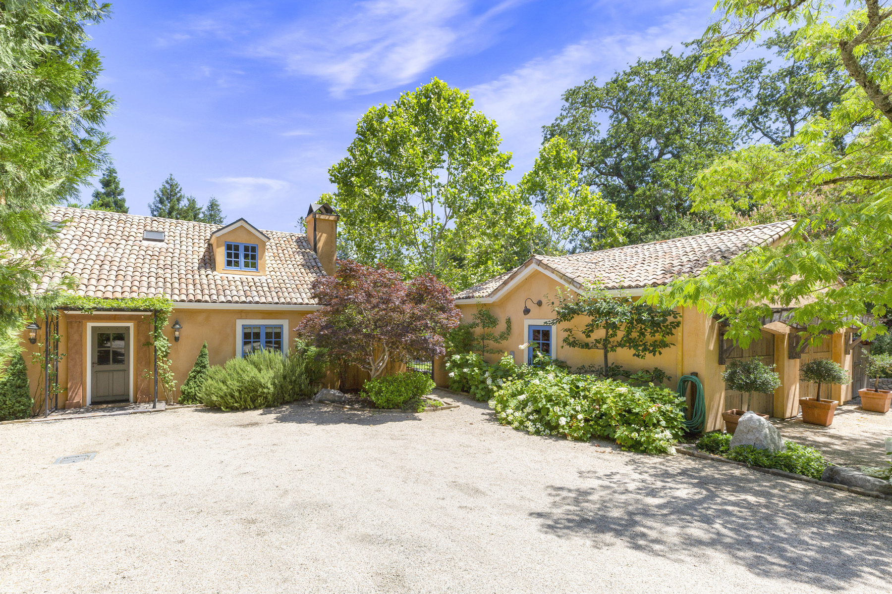 02 07CROPPEDEDITED 1700 DEAN YORK