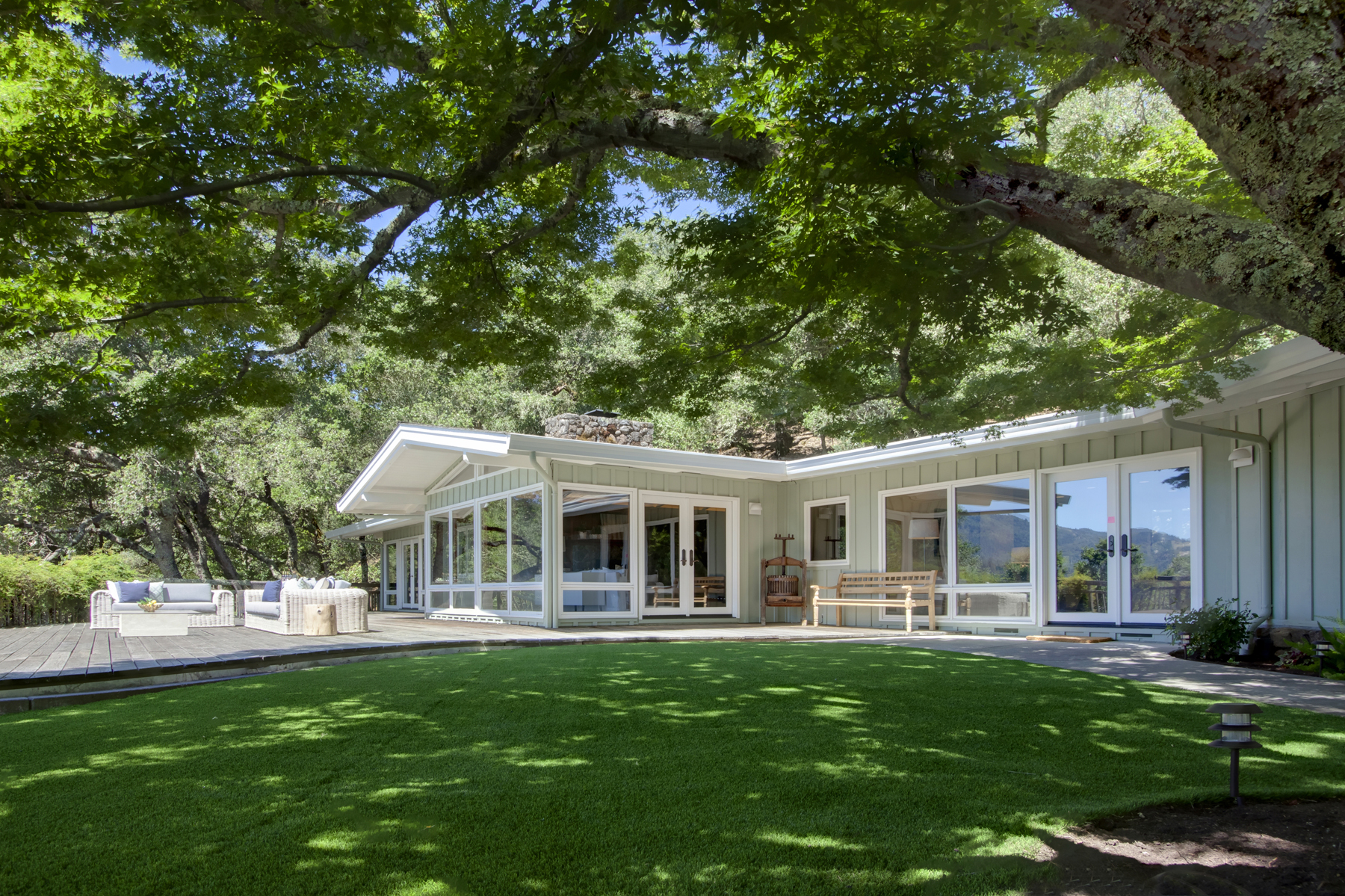 02 _MG_7095adjust- 2486SpringMountainRoad