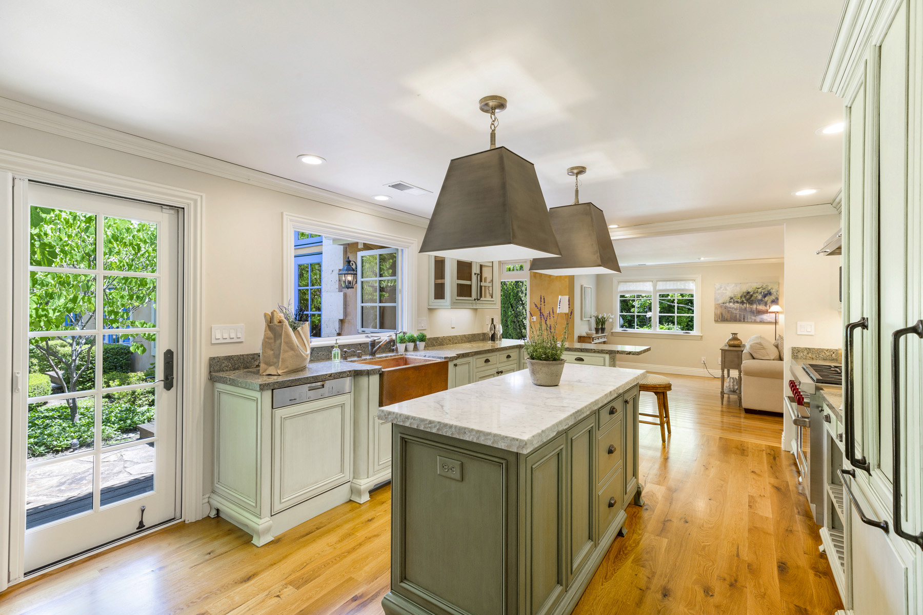 17 21EDITED 1700 DEAN YORK